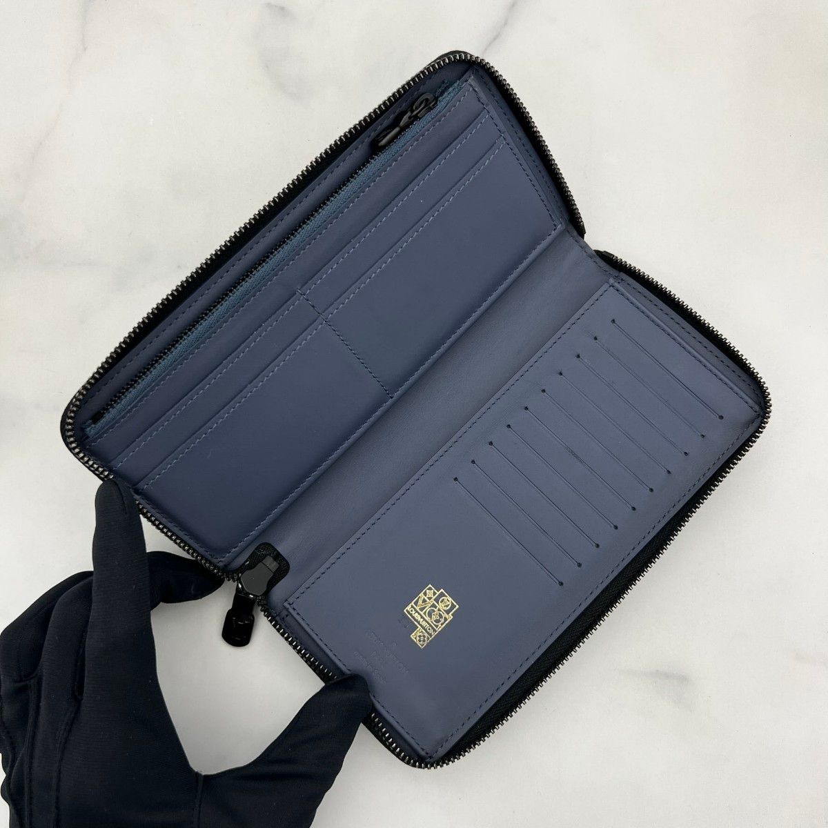 箱袋付】 ルイヴィトン モノグラムシャドウ ヴェルティカル 長財布