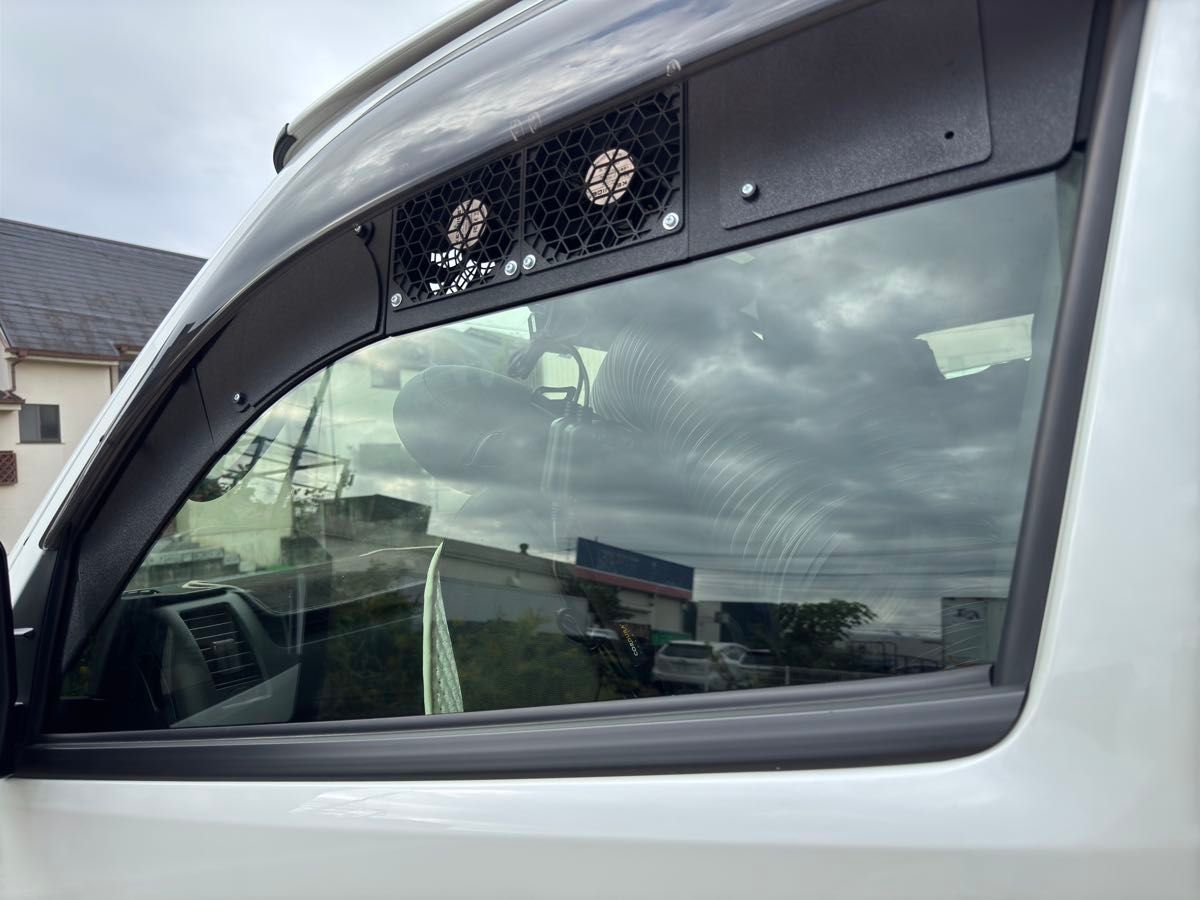ハイエース200 換気用パネル排気ダクトECOFLOW WAVE2用 冬車中泊石油