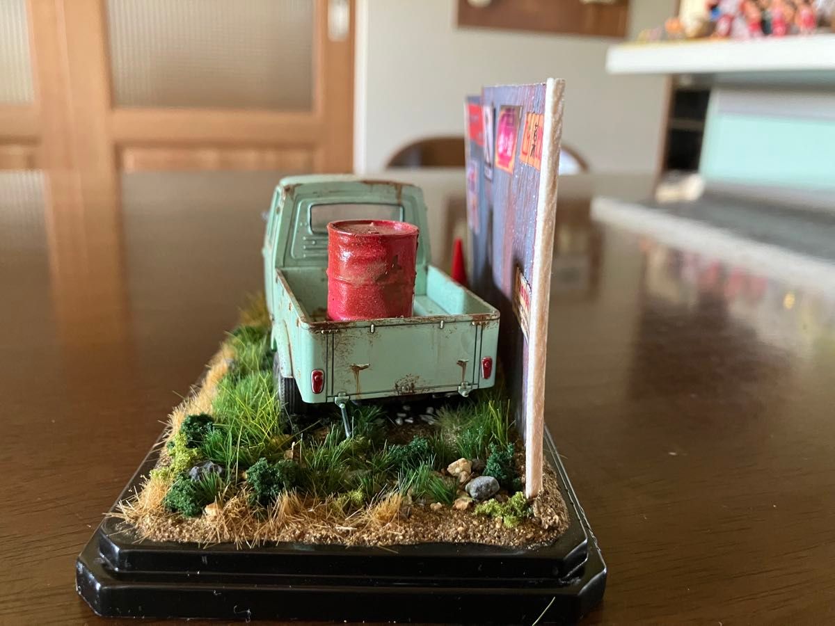 懐かしの昭和レトロな風景 1/32 ダイハツミゼット軽トラ ジオラマ 模型