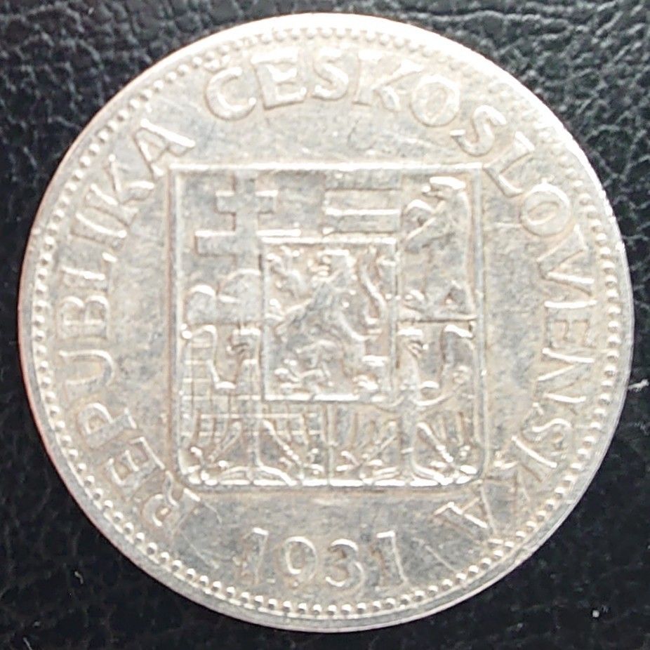 1931年 チェコスロバキア銀貨 10コルン ライムの木を持つ女性銀貨
