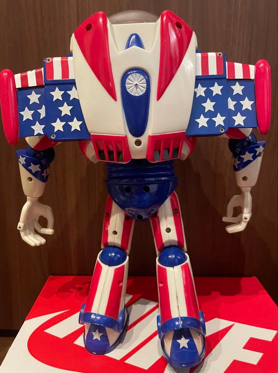 トイストーリー バズライトイヤー 星条旗 アメリカ USA トーキング