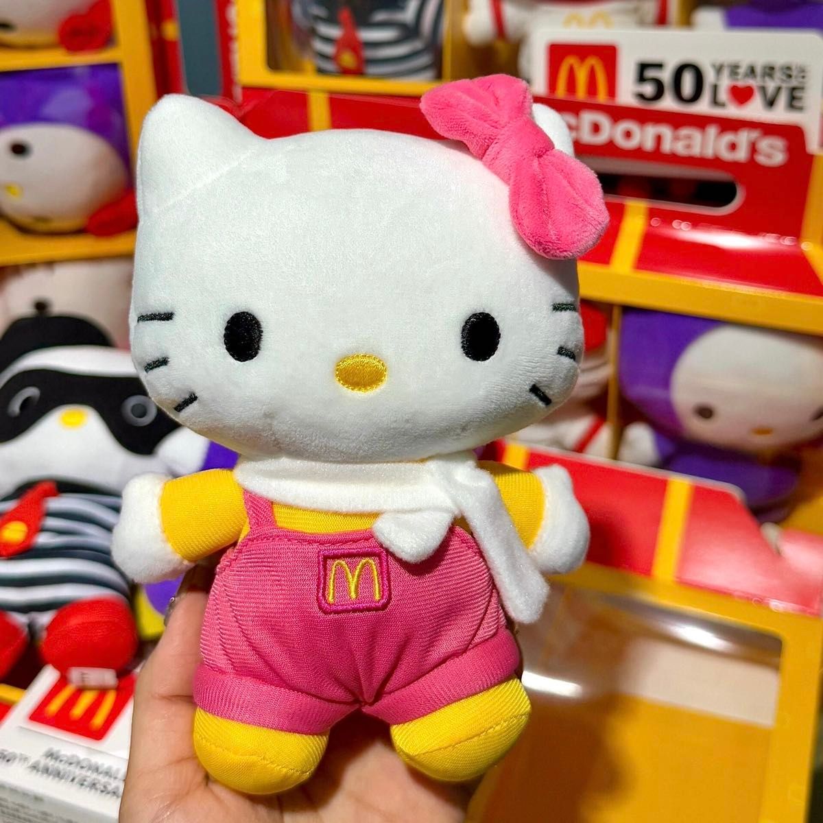 マクドナルド香港50周年記念 ハローキティ ぬいぐるみ 4体セット 限定