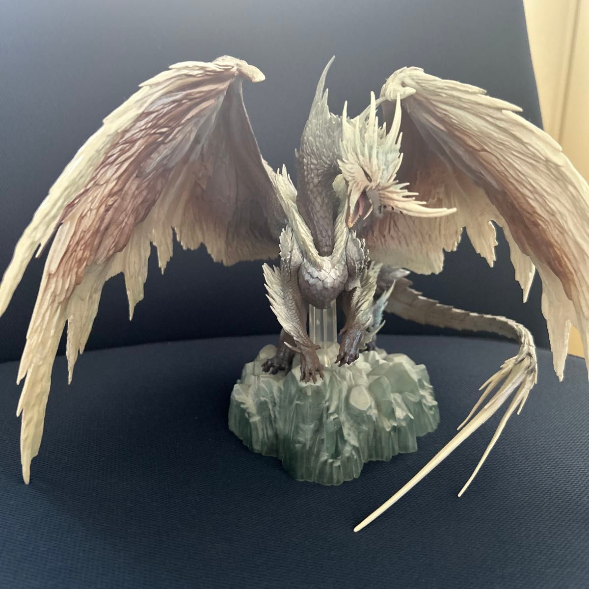 一番くじモンスターハンター イヴェルカーナ フィギュア 箱無し 最終