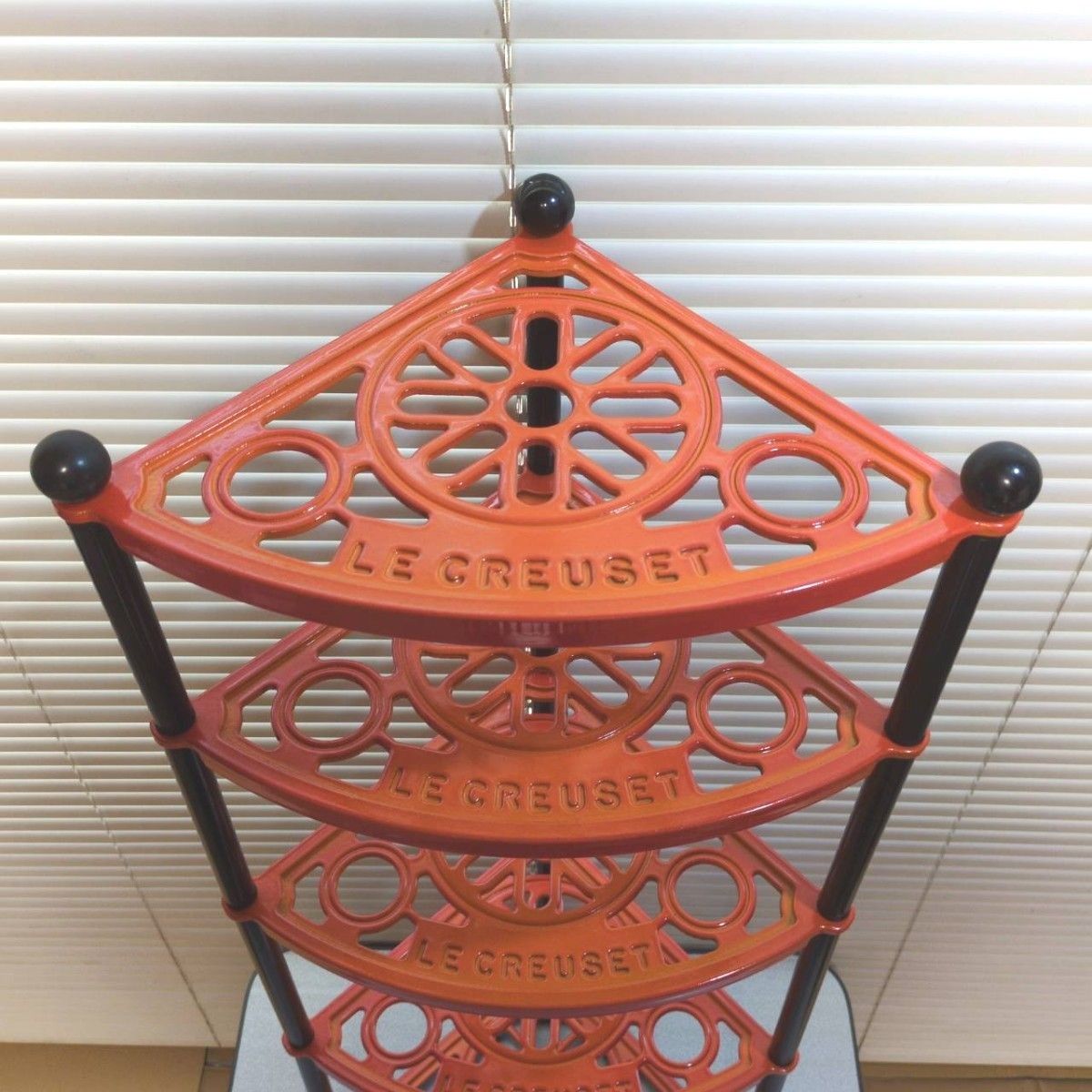 Le Creuset ル・クルーゼ ポットスタンド オレンジ｜Yahoo!フリマ（旧