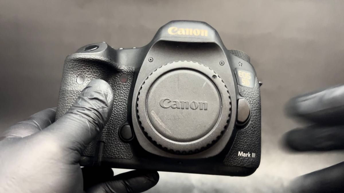 極美品】Canon IXY 640 シルバー 動作確認済 付属品多数 デジカメ
