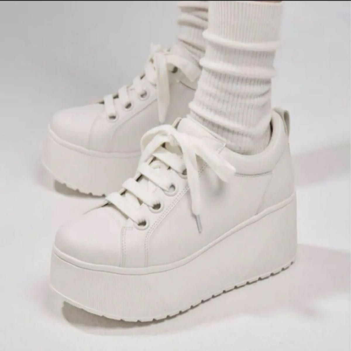 鈴木亜美さん ホワイト スニーカー Platform Sneaker 靴 M｜Yahoo
