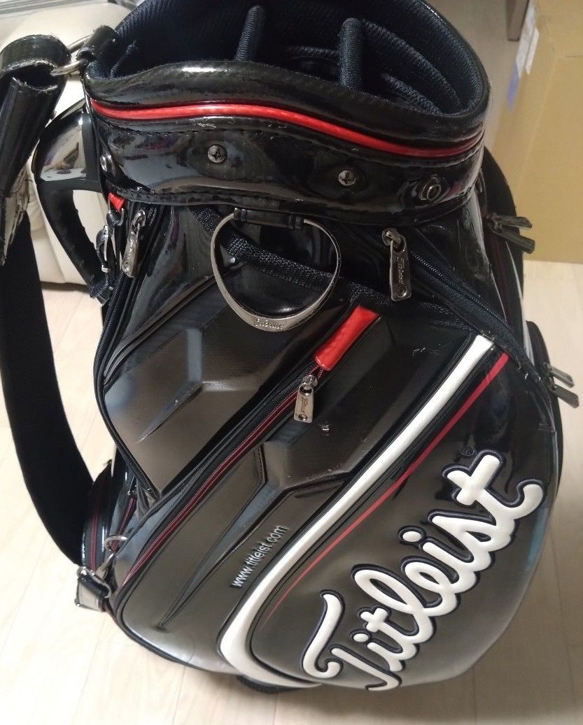 Titleist タイトリスト キャディバッグ エナメル 黒 赤 白 限定ツアー