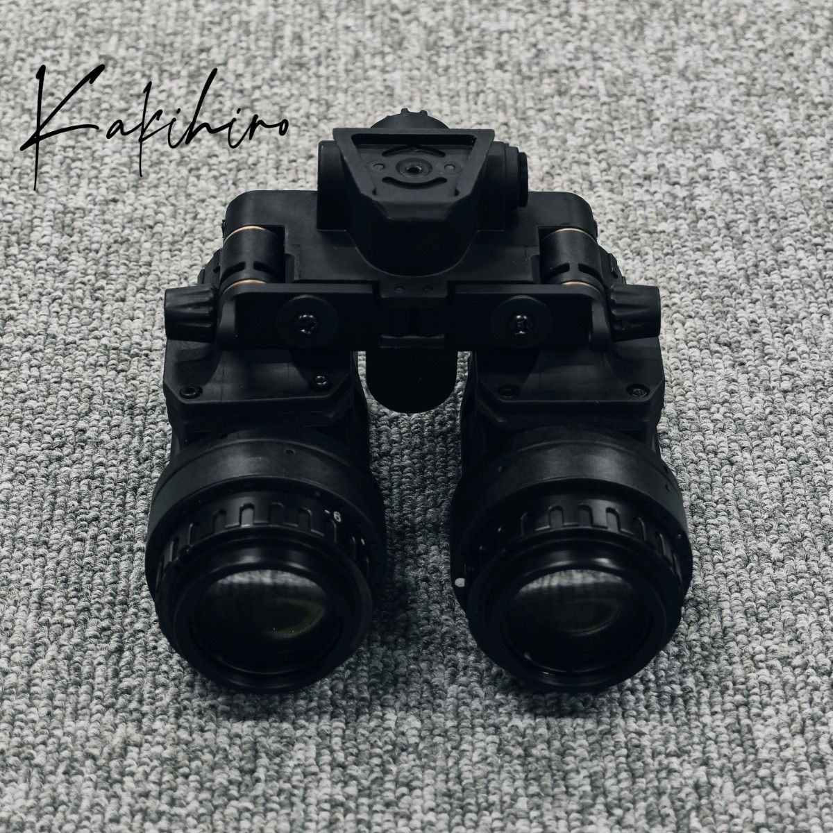 PVS-31 双眼微光ナイトビジョン（グリーン管） PVS-31 双眼微光ナイト