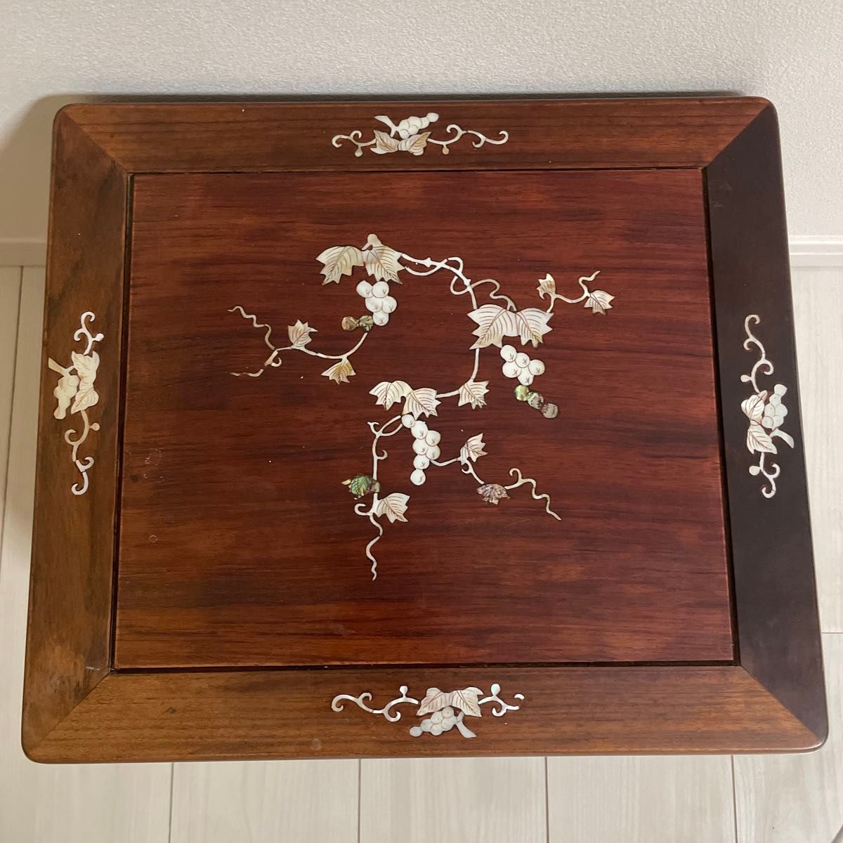 希少 天然木 唐木 本花梨 総無垢 螺鈿 螺鈿細工 葡萄図 3杯 抽斗 小