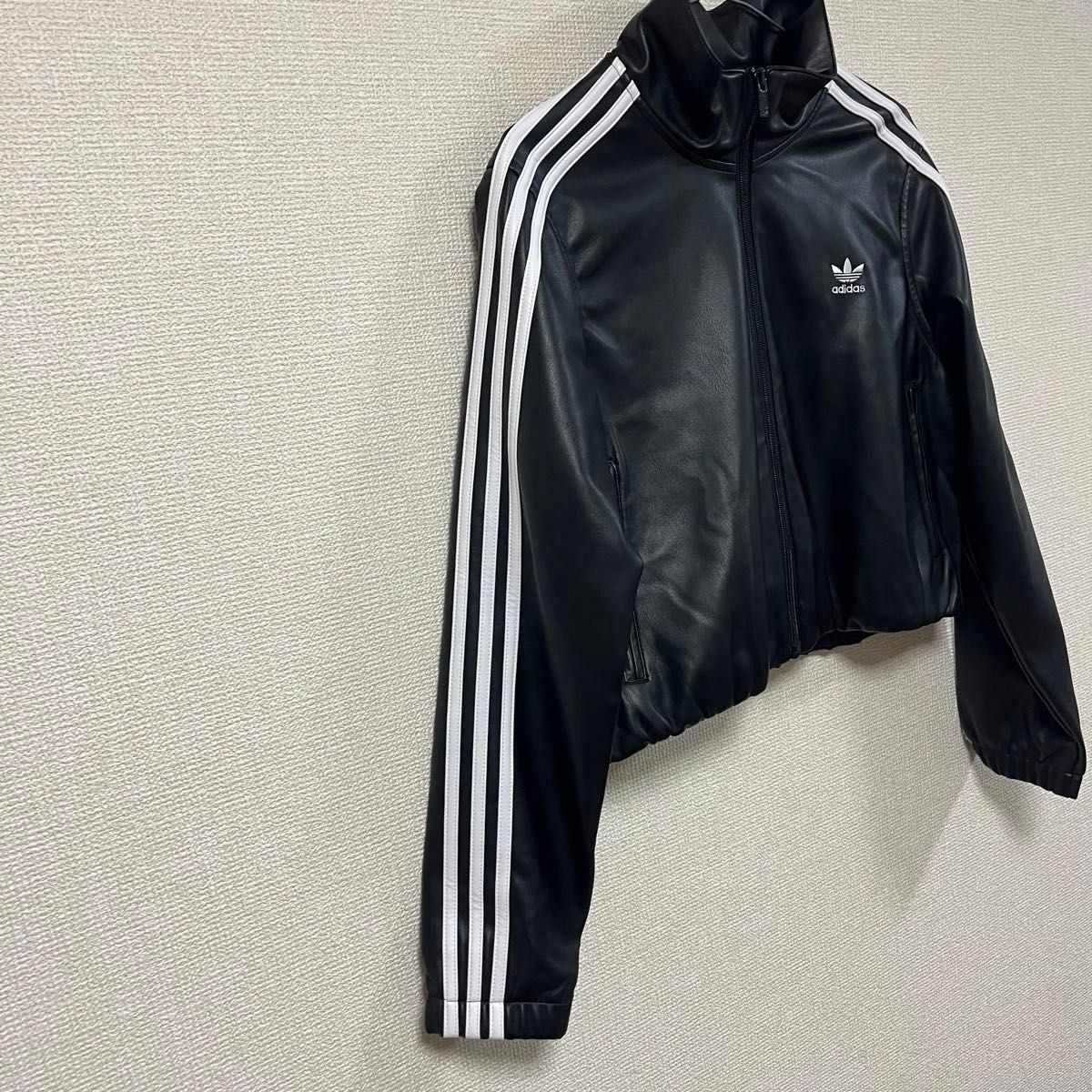 新品タグ付】adidas ファイヤーバードプレザートラックトップ 3XL