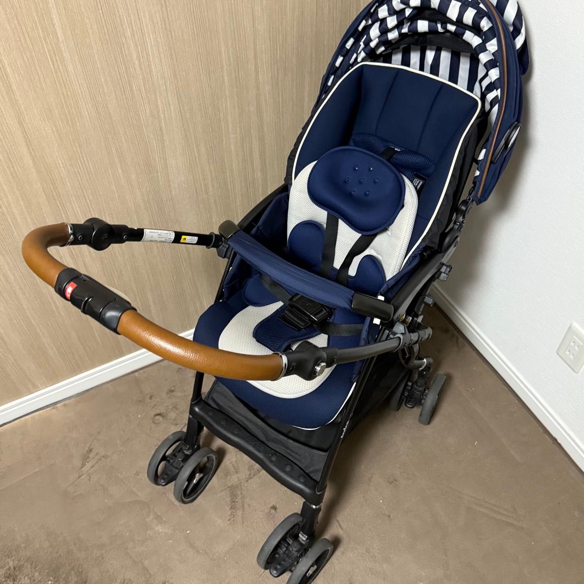 Aprica アップリカ ラクーナビッテクッション ネイビー ストライプ