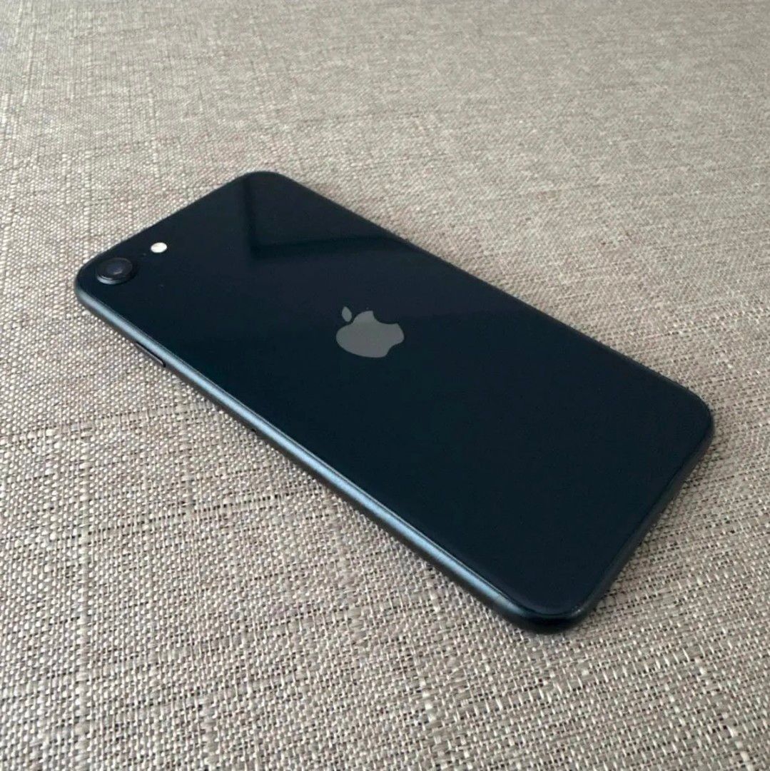 美品 iPhone SE 第3世代 ミッドナイト バッテリー100％ SIMフリー