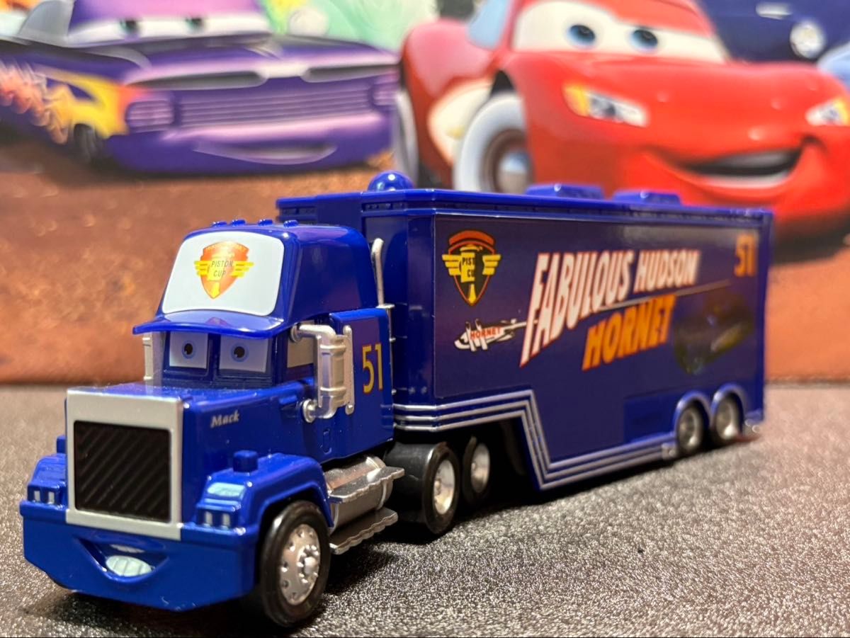 新品】 ディズニー カーズ マックトラック トレーラー ハドソン