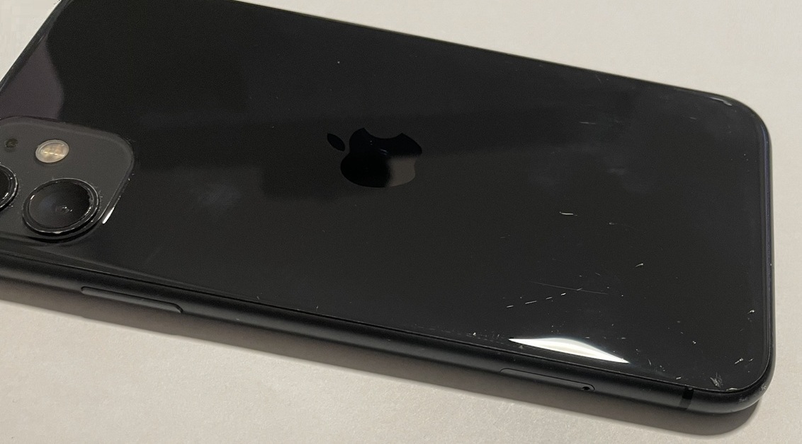 送料無料 iphone11 SIMフリー 64GB ブラック バッテリー79% NWLT2J/A