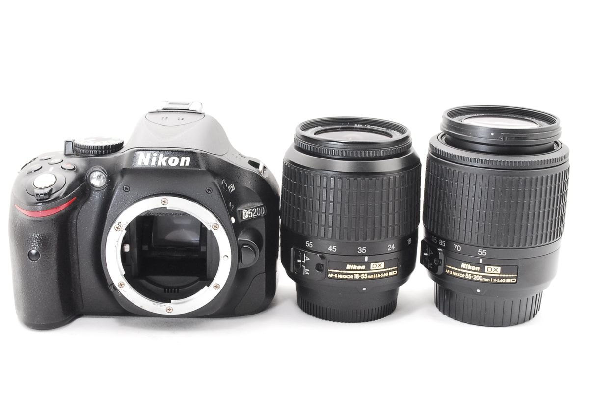 Nikon D5200 ダブルレンズセット 画面反転で自撮り可能 97k2300