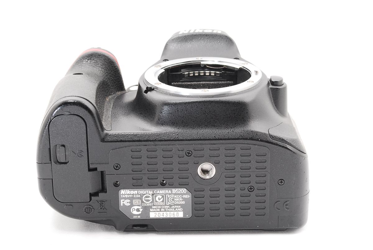 Nikon D5200 ダブルレンズセット 画面反転で自撮り可能 97k2300