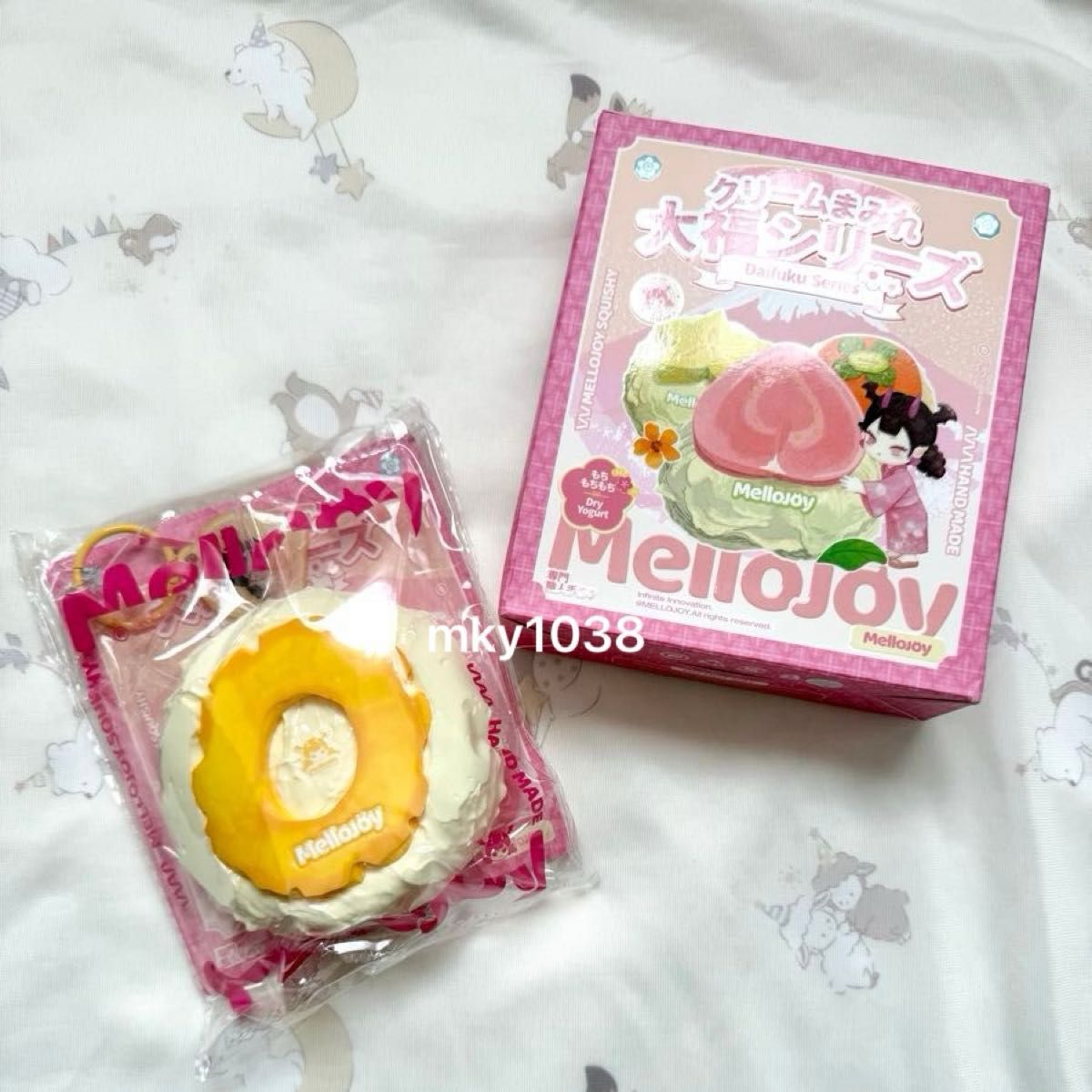大人気 Mellojoy スクイーズ 大福 パイナップル メロジョイ 新
