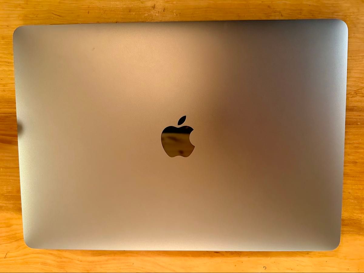 MacBook Pro 13-inch 2016 16GBメモリー 1TB SSD スペースグレイ
