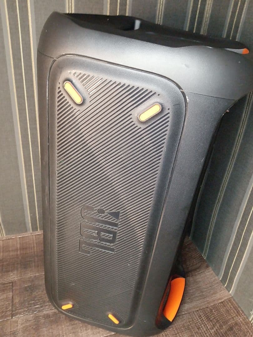 JBL PartyBox 100 スピーカー マイクギター入力 パーティボックス