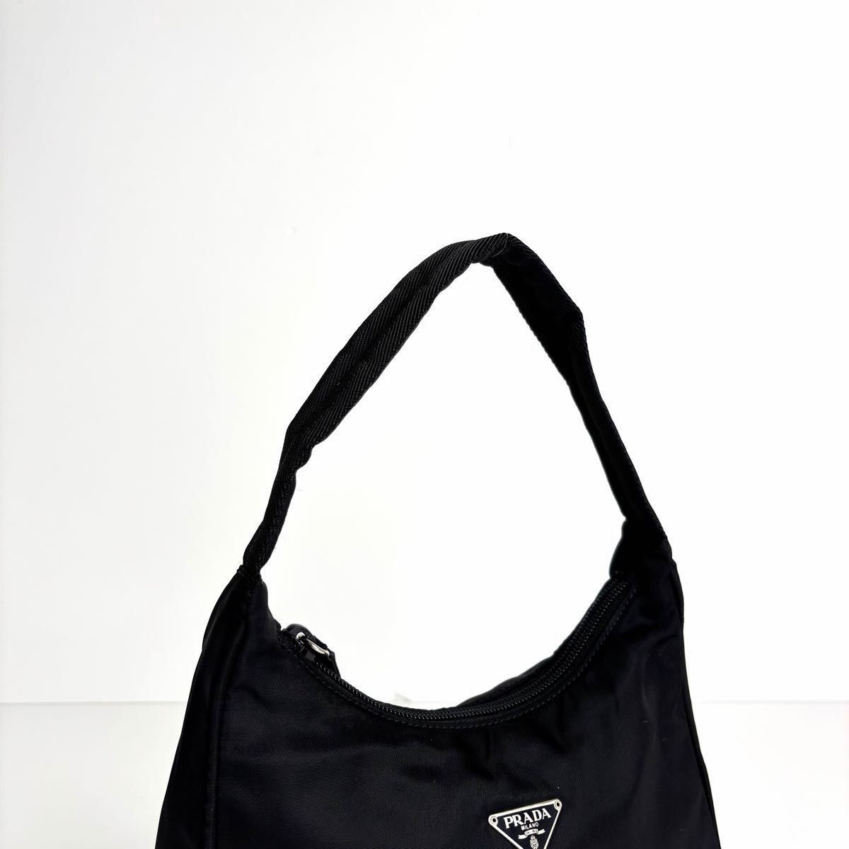 ほぼ未使用 極美品 PRADA プラダ 三角ロゴ トライアングル ナイロン