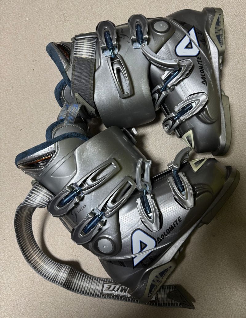 中古 完動品 DOLOMITE ドロミテ スキーブーツ FIVE05-XS ソール長276mm