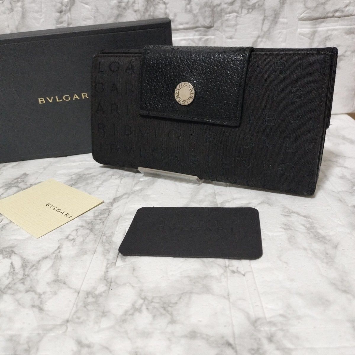 BVLGARI ブルガリ ロゴマニア 二つ折り長財布 ブラック｜Yahoo!フリマ
