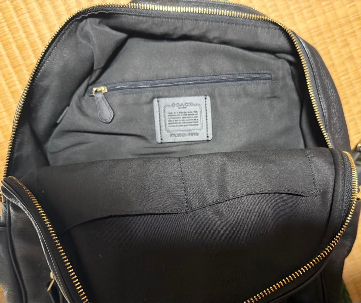 COACH コーチ レザー ゴールド金具 リュック ブラック｜Yahoo!フリマ