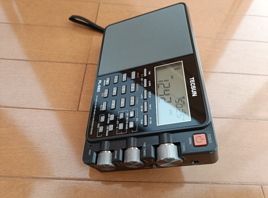 最終値下げ TECSUN PL-880 専用ハードケース付 SSB受信可 高感度BCL