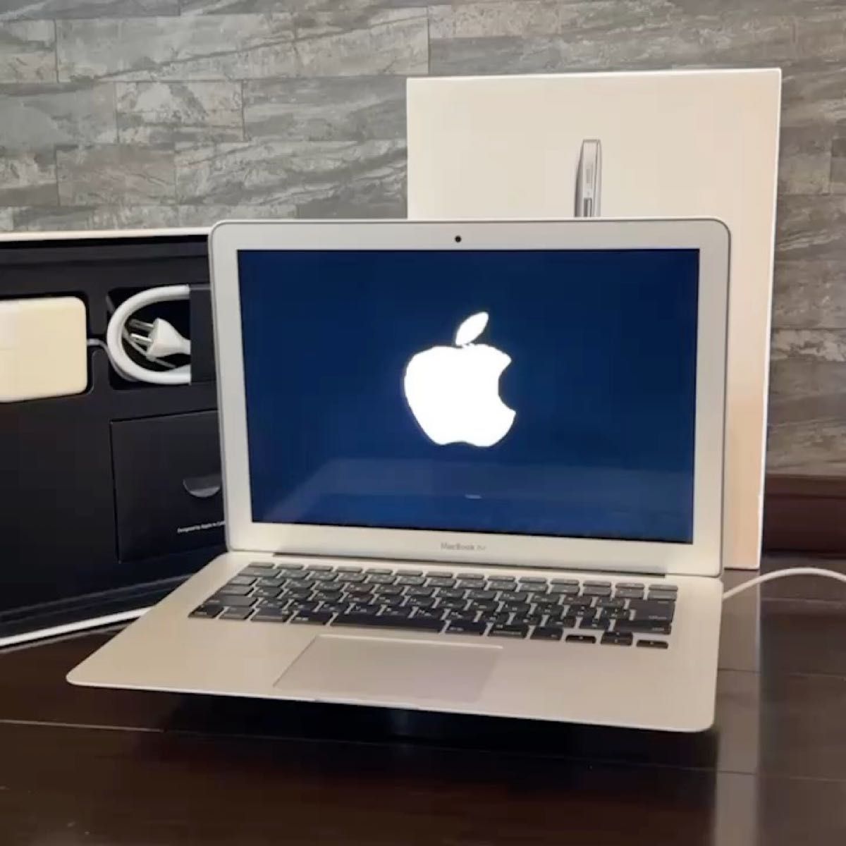 バッテリー正常・充放電148回】MacBook Pro 13-inch 2017 シルバー