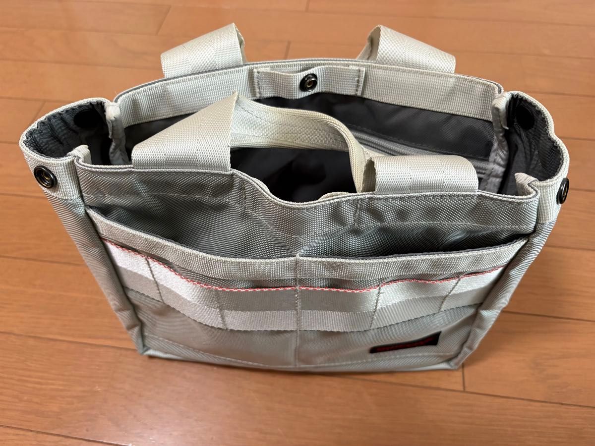 BRIEFING ブリーフィング カートバッグ ラウンドバッグ シルバー