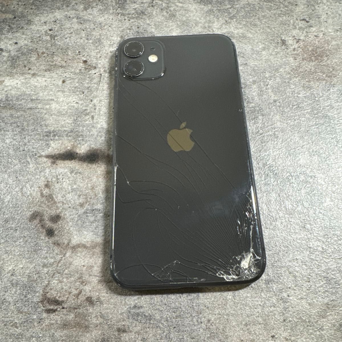 50540 iPhone11 128GB ホワイト SIMフリー ジャンク品 本体のみ｜Yahoo