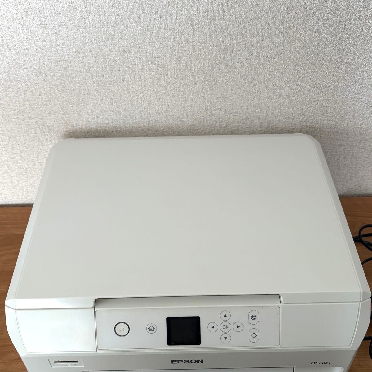 EPSON インクジェットプリンター 本体 カラリオ EP-710A 通電確認のみ