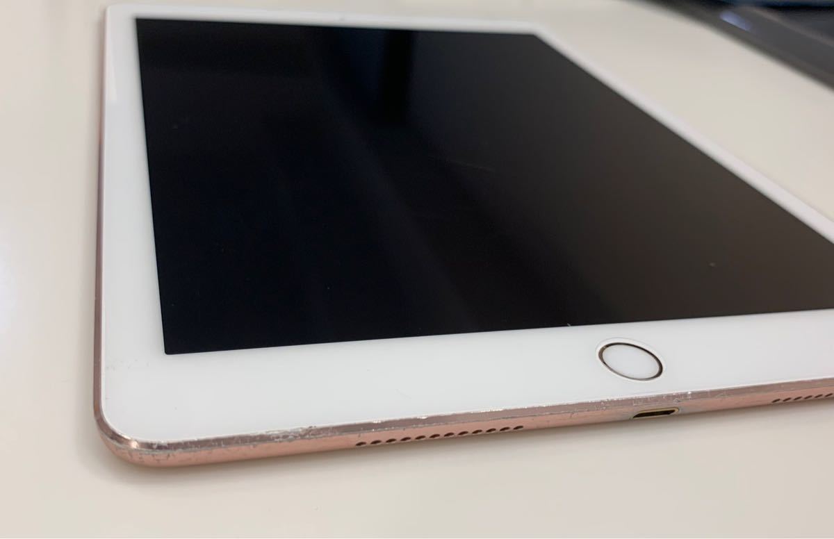iPad Pro 9 7インチ 128G ローズゴールド 未使用アダプター付属 おまけ
