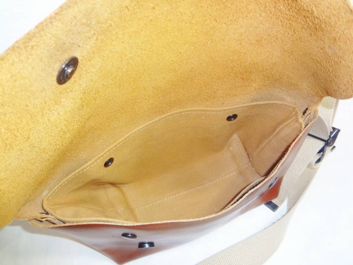 美品 人気】uni&co ユニアンドコー オールレザー メッセンジャーバッグ