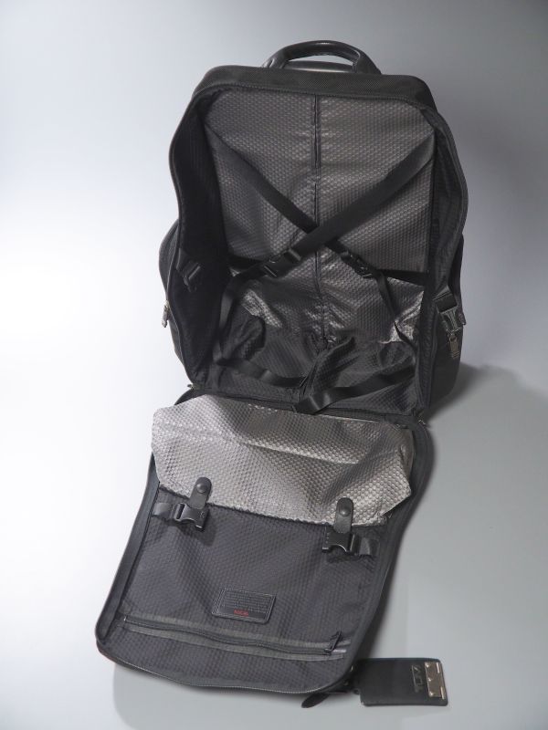 Yahoo!オークション - MD6654// トゥミ/TUMI リムーア ウィールド バッ