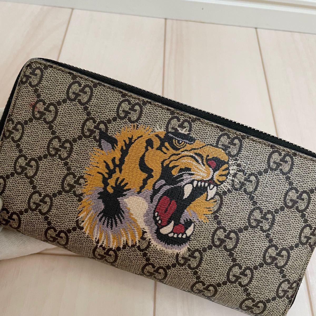 GUCCI グッチ タイガー 虎 長財布 GGスプリーム ラウンドファスナー