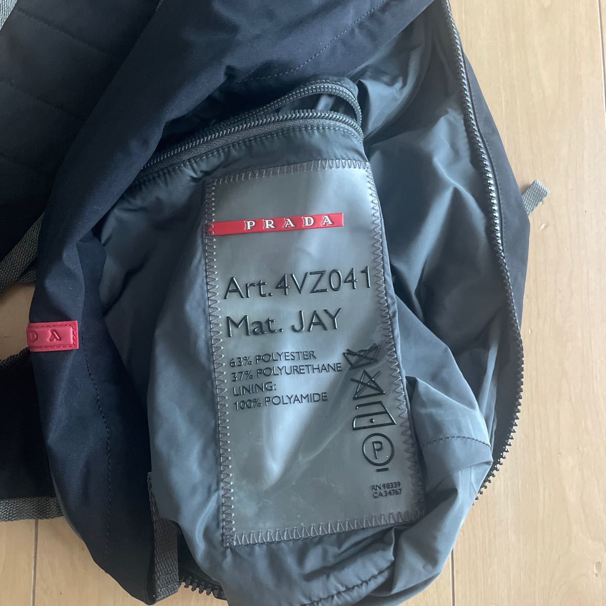 PRADA SPORTS ボディバッグ ワンショルダー 黒 4VZ041 ギャランティー