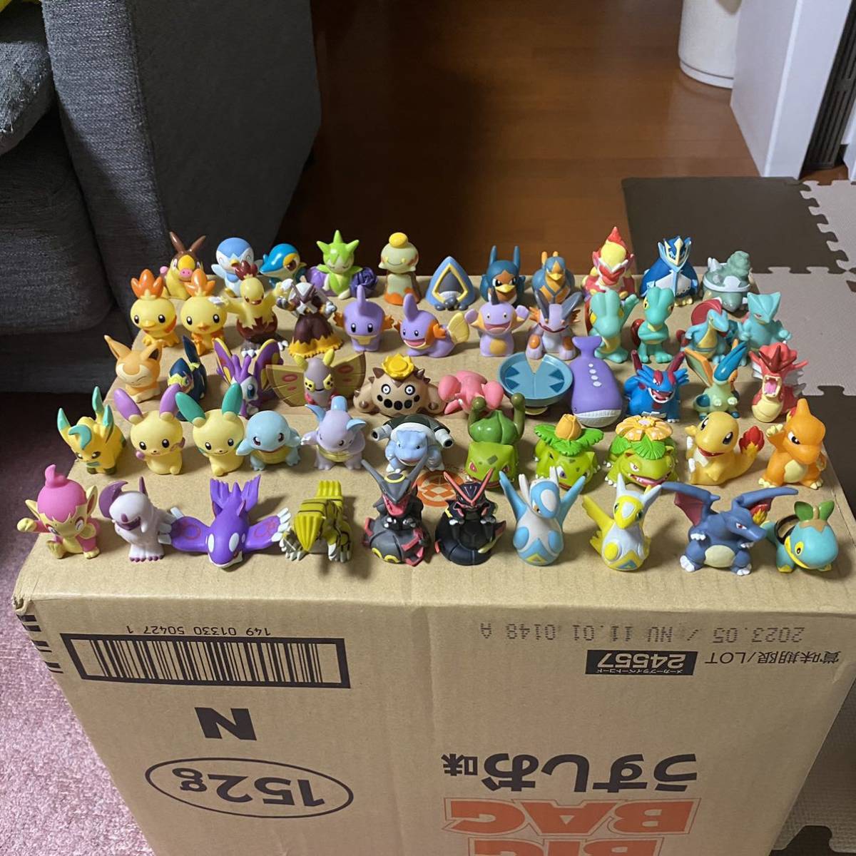 Yahoo!オークション - ポケモンキッズ 指人形 オール色違い ソフビ 55