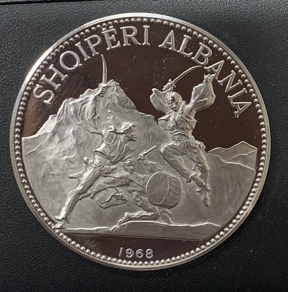 Yahoo!オークション - アルバニア 1968年 25レク大型純銀貨【希少】