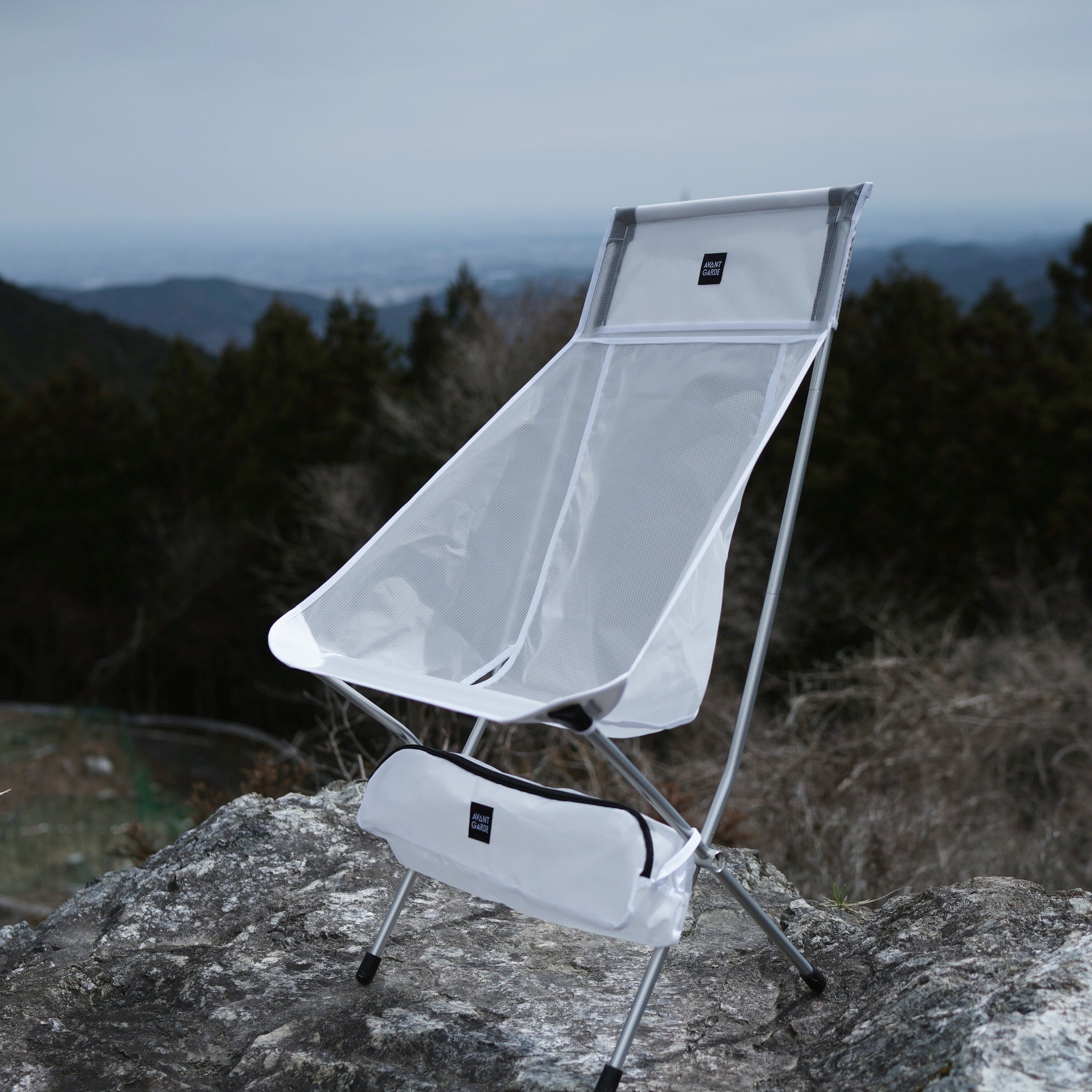 テーブル・チェア・ハンモック AVANT GARDE LightTrend Comfort Chair
