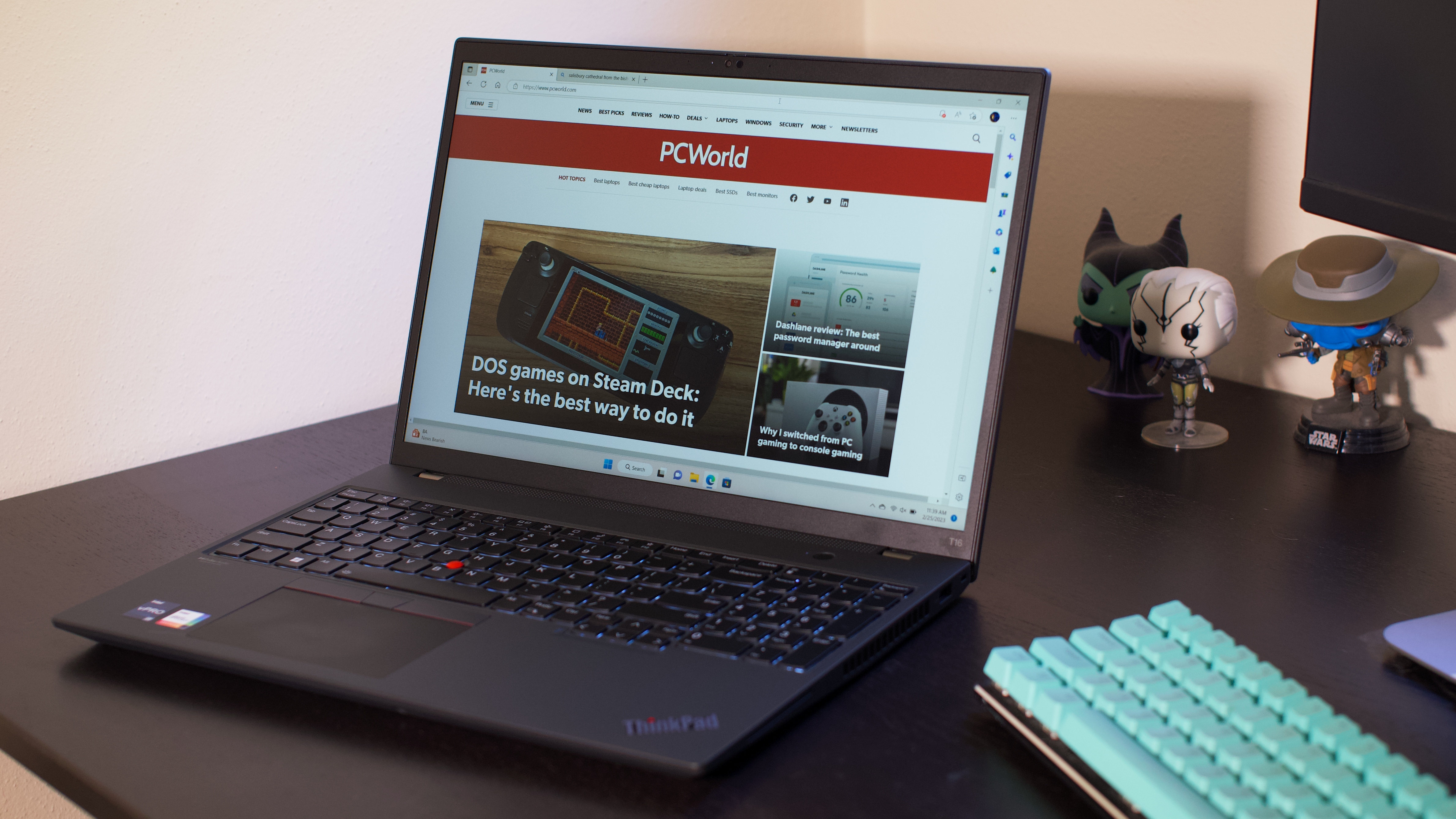 Lenovo Thinkpad T16 Gen 1 review: A big-screened workstation for
