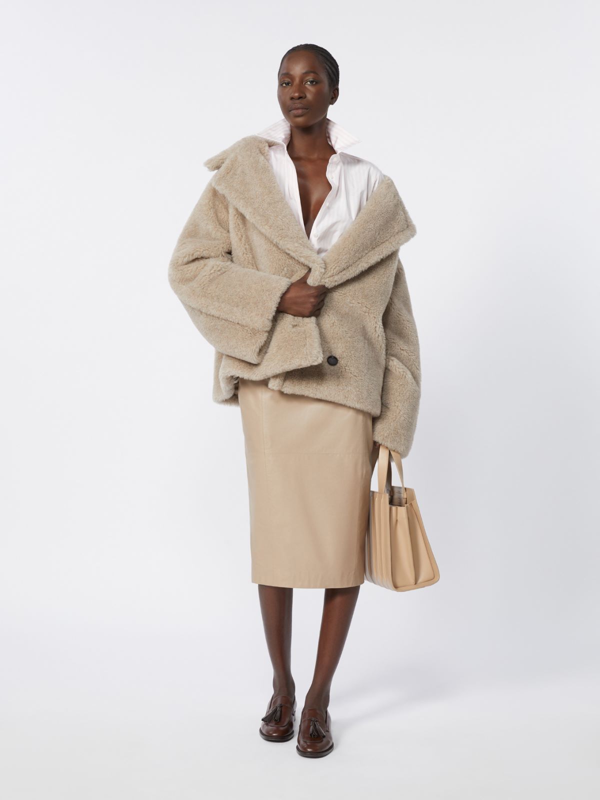 カンブーサ] カシミヤ テディベア ショート コート, sand | Max Mara