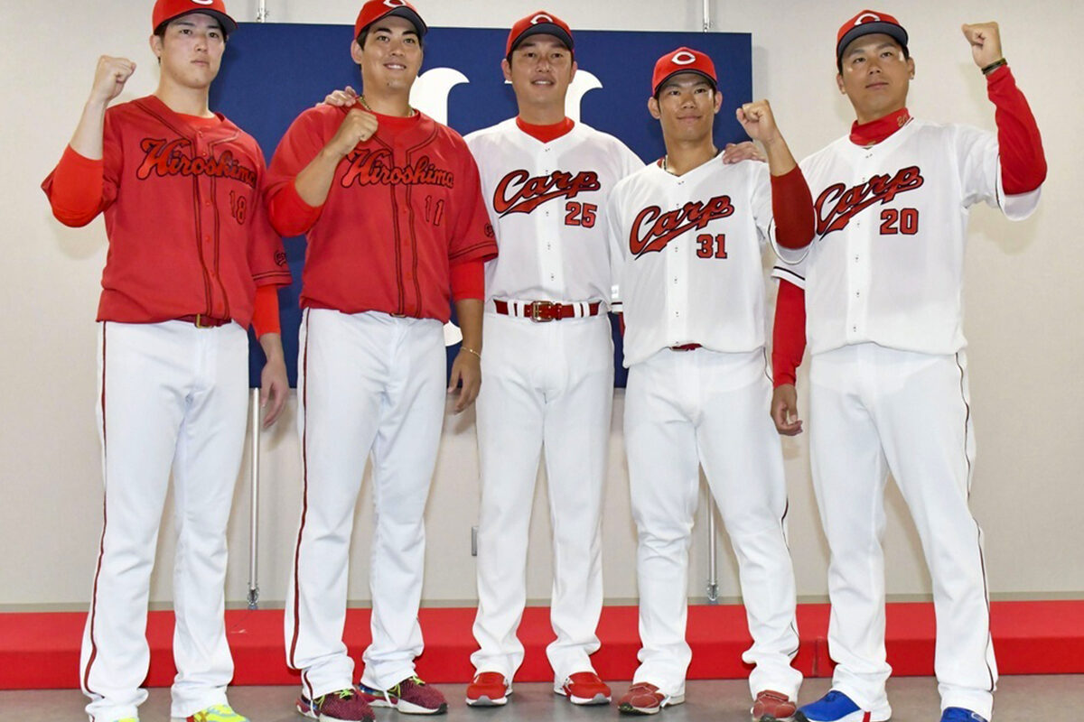 広島の新ビジターユニフォームにファン困惑…「赤すぎて見えづらい