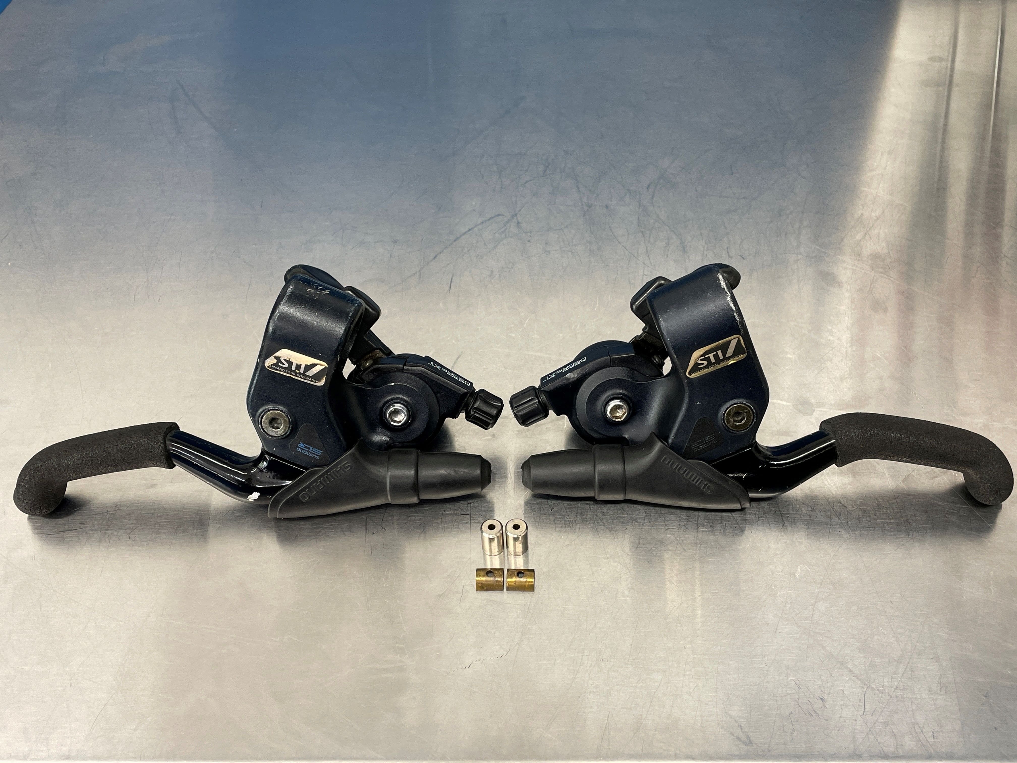 SHIMANO DEORE XT Brake Levers BL-M700 | CALI BIKES SC