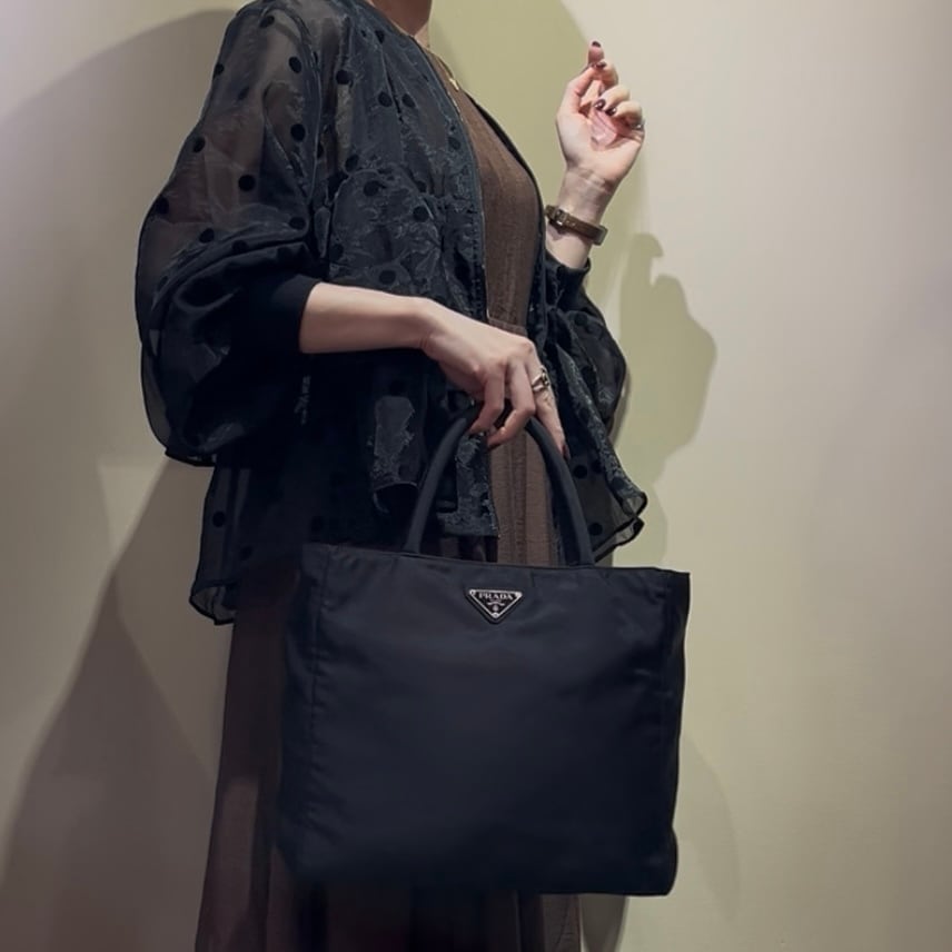 1313 90's VINTAGE 【PRADA 】ナイロン 三角プレートトート