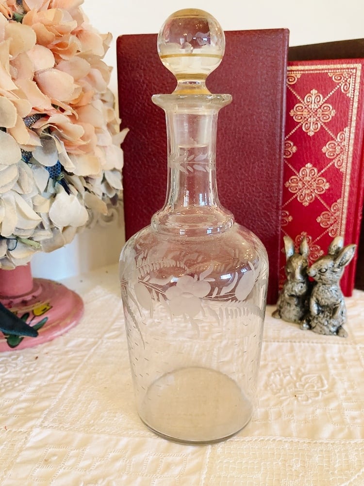 フランス リーフ柄の香水ガラスボトル | AntiqueRose