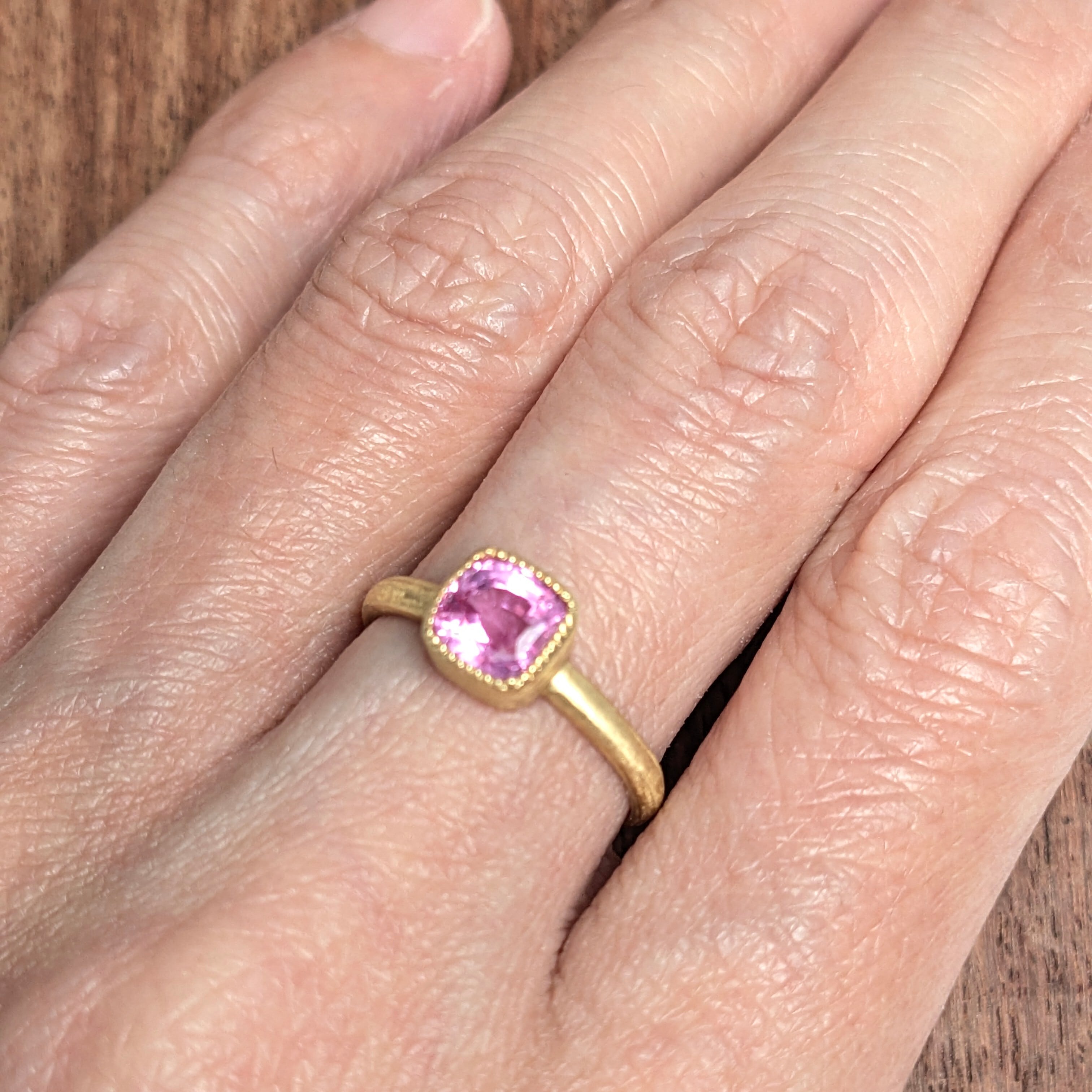 K18ピンクサファイアリング ピンクサファイア 1.07ct 【PRO207641