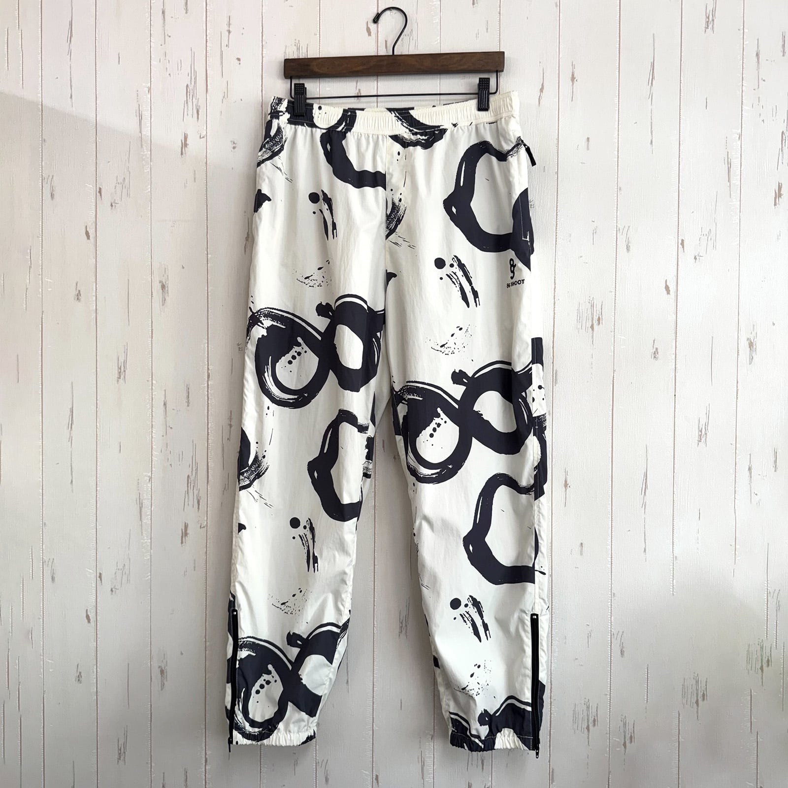 CALLIGRAPHY PATTERN NYLON PANTS -WHITE- | 8G SHOOT WEBSTORE