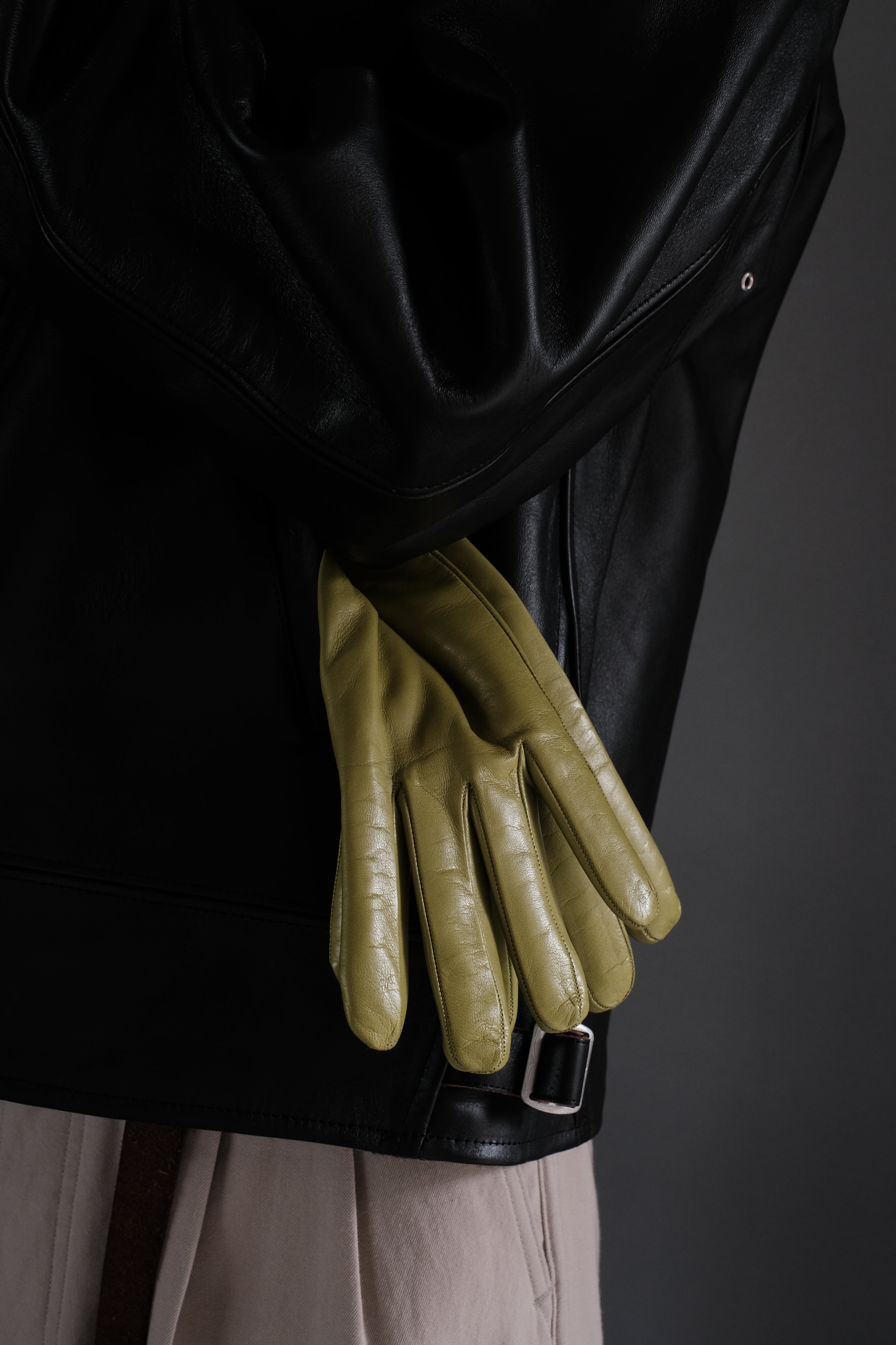 OMAR AFRIDI / CURVED GLOVES -ACID GREEN | LIVING
