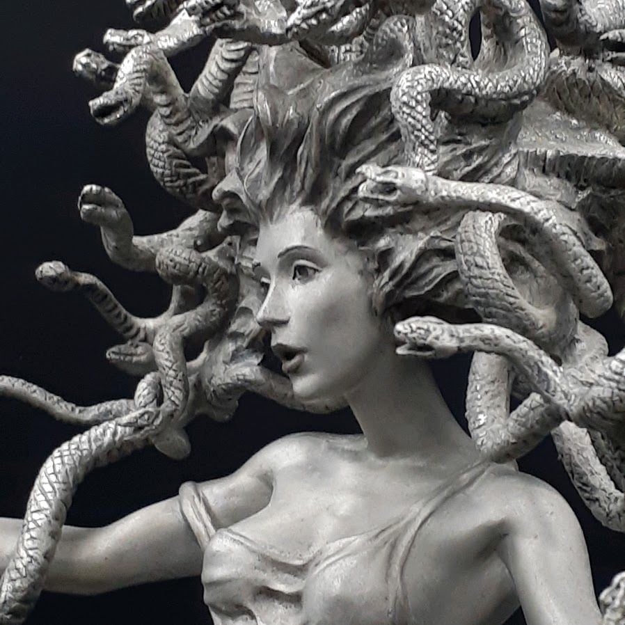 ギリシャ神話【恐ろしくも美しい 女神メデューサ】 ☆動画あり 日本初